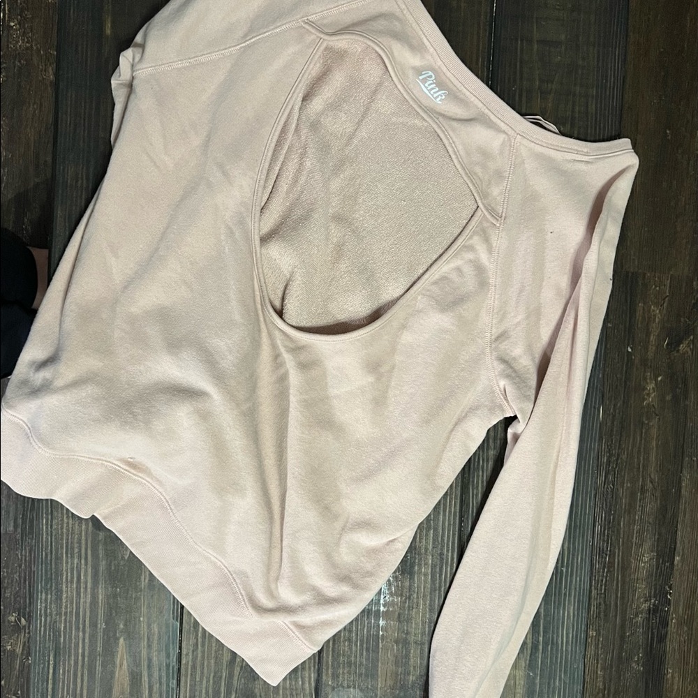 VS PINK sweatshirt (open back)